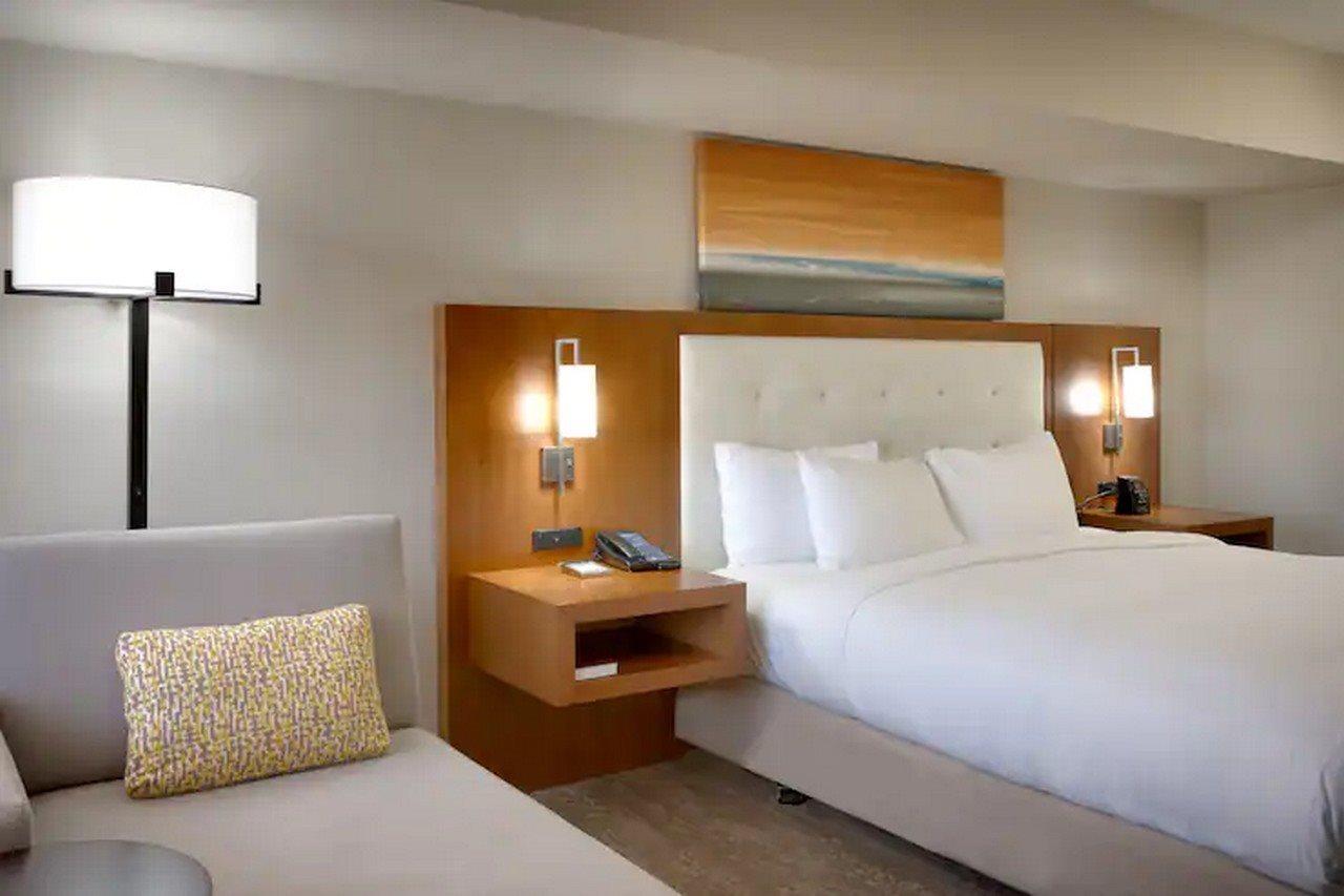 Hilton Tucson East Hotel Kültér fotó