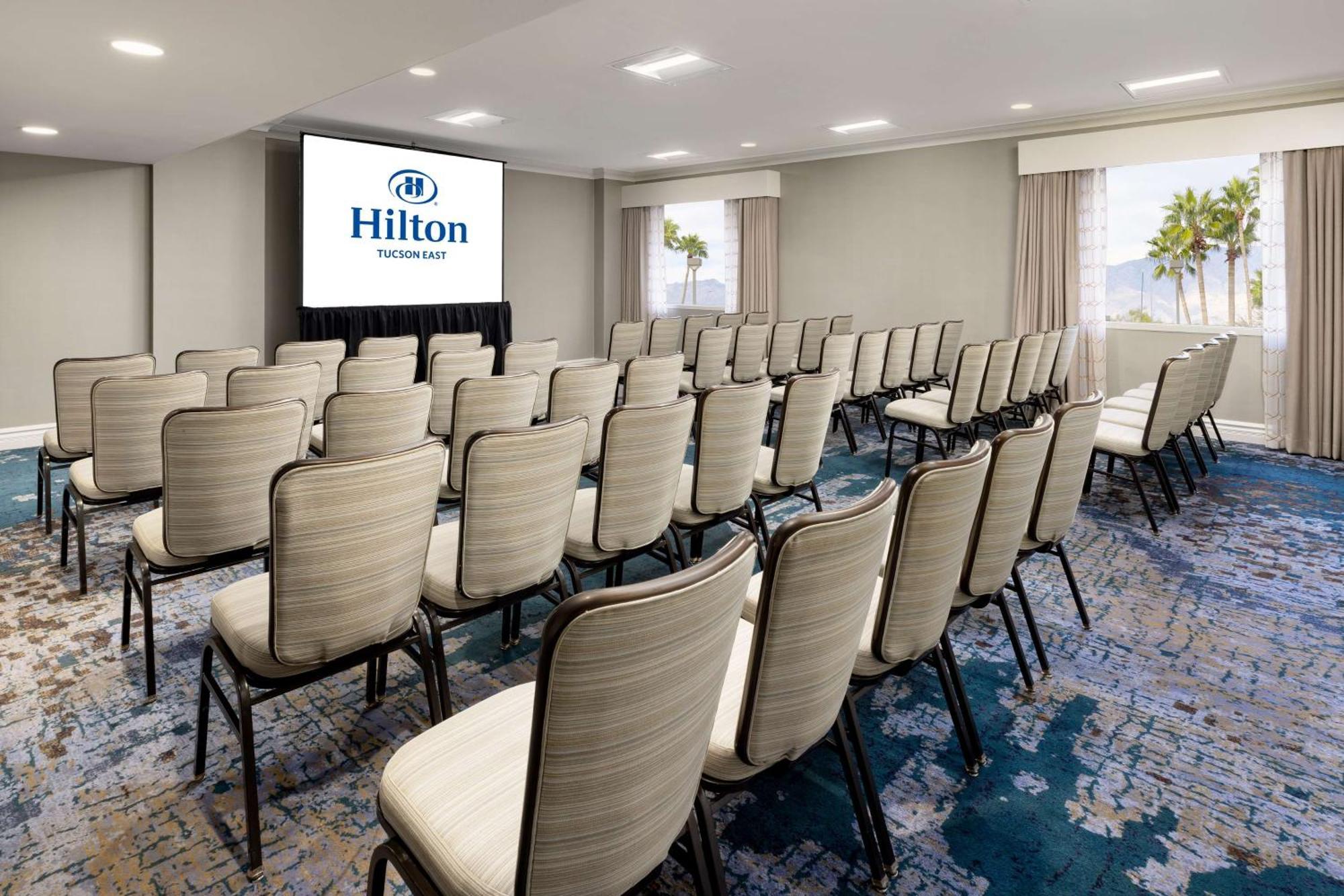Hilton Tucson East Hotel Kültér fotó